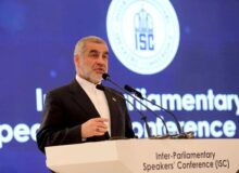 نیکزاد: پارلمان‌ها باید معماران صلح باشند، نه تماشاگران جنگ