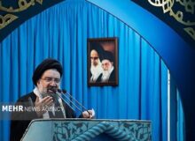 آیت الله خاتمی: جمهوری اسلامی مطلقاً زیر بار تعلیق غنی‌سازی نمی‌رود
