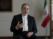 عراقچی: از مشورت با همه کشورهای همسایه استقبال می‌کنیم